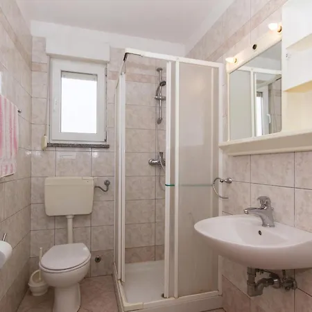 Beautiful In With House Sea View Pula