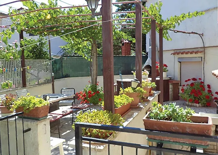 2 Bedroom Cozy In Póla